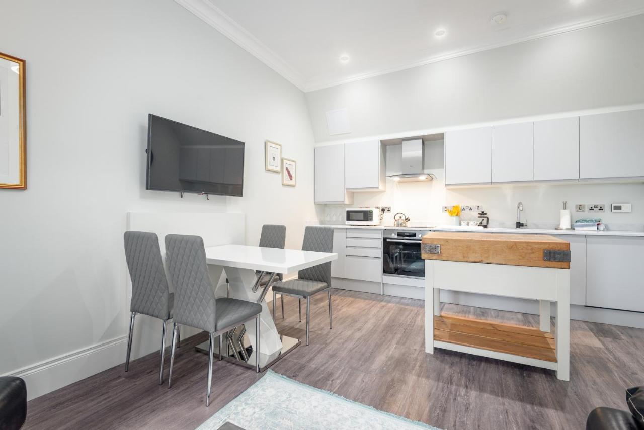 South Street Luxury Apartment * Central * Sleeps 4 St. Andrews Exterior foto